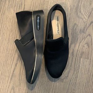 Karl Lagerfeld black slip on’s
